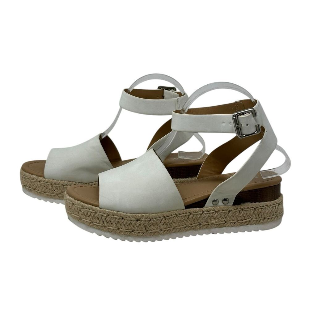 Soda Off White Wedge Open Toe Ankle Strap Sandals size 9